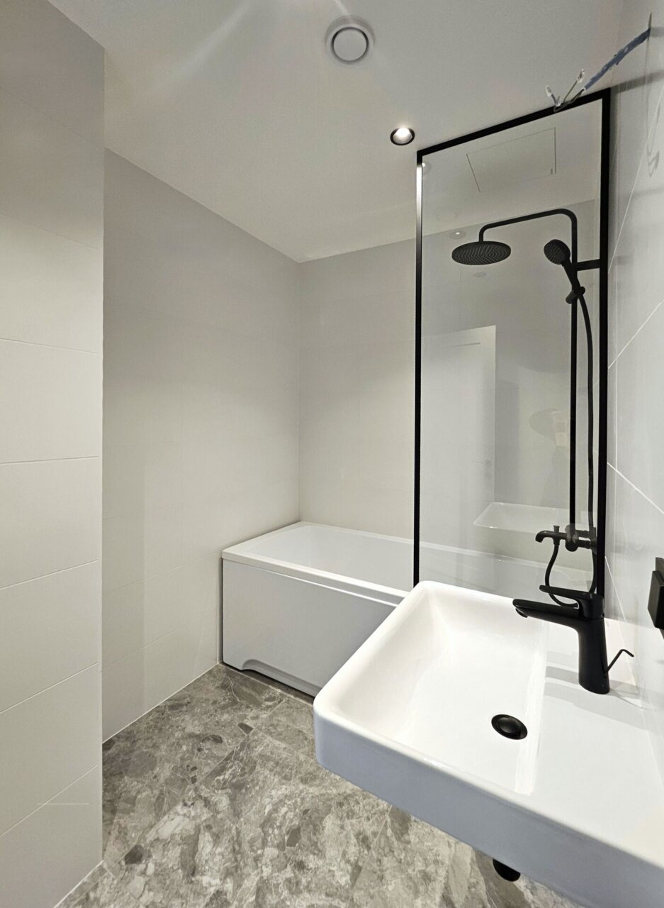 saunaga korter läbi kahe korruse