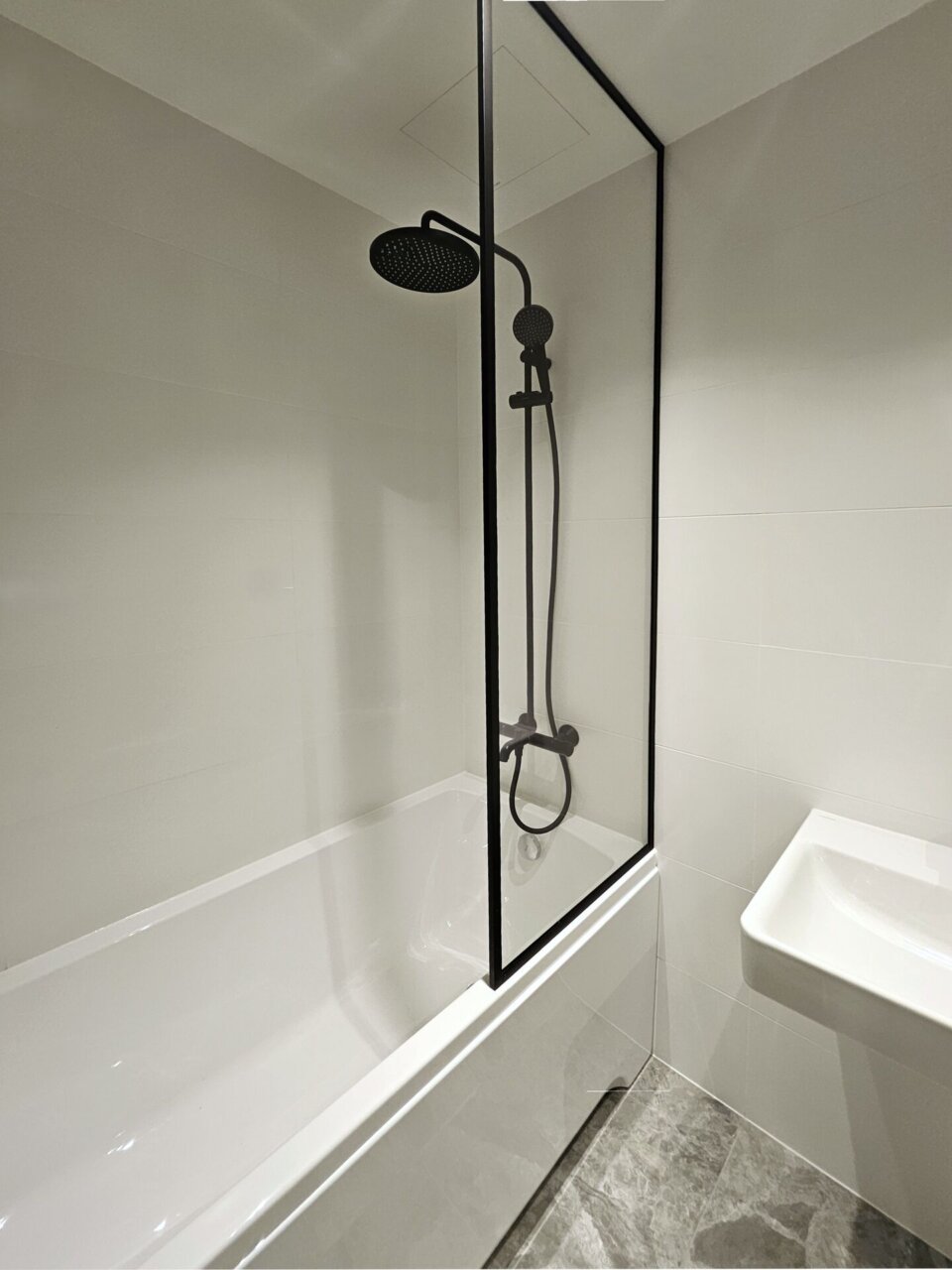 saunaga korter läbi kahe korruse