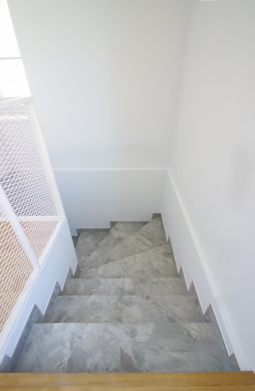 saunaga korter läbi kahe korruse