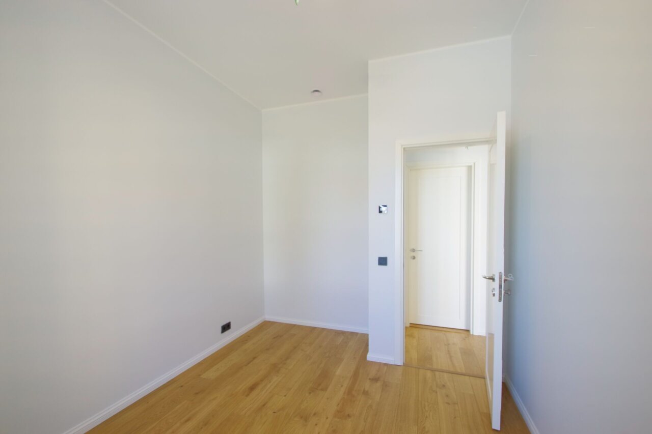 saunaga korter läbi kahe korruse