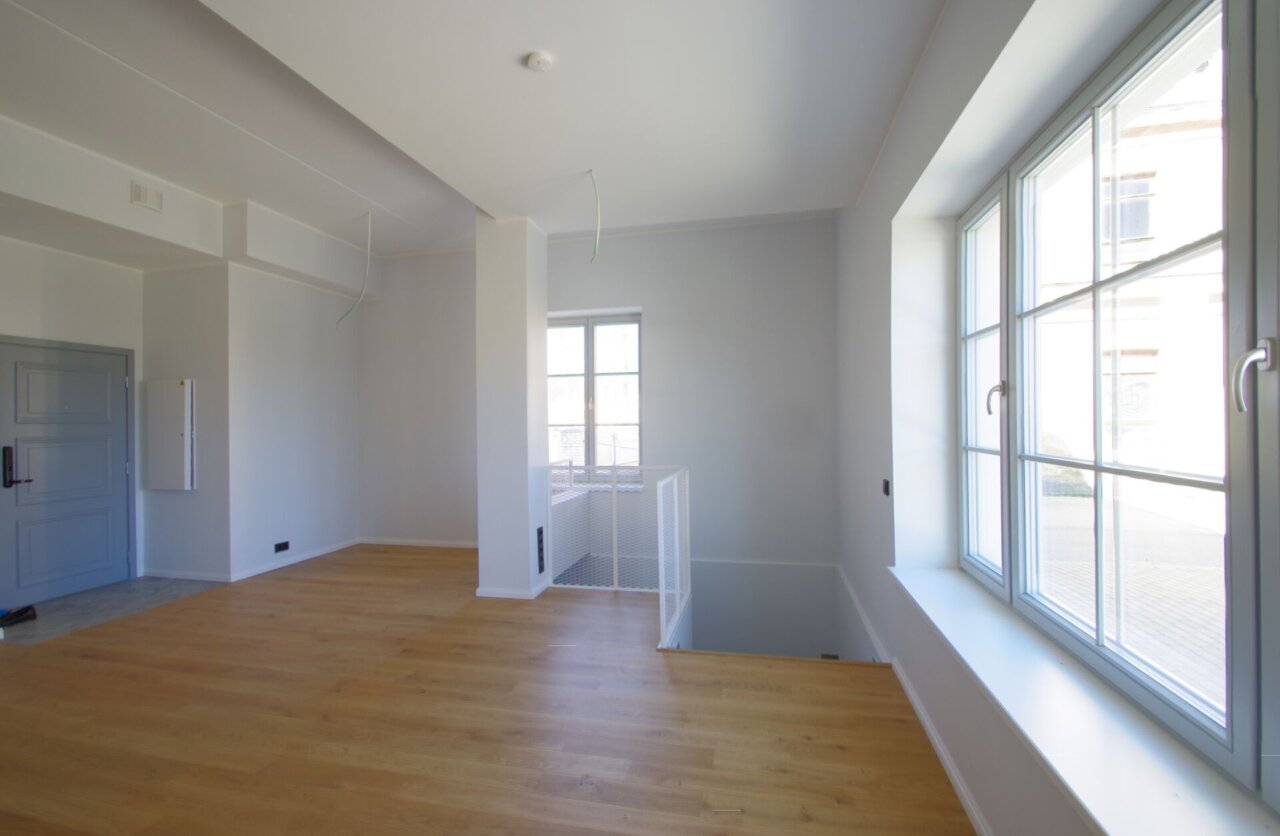 saunaga korter läbi kahe korruse