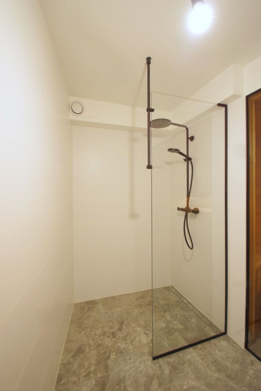 saunaga korter läbi kahe korruse