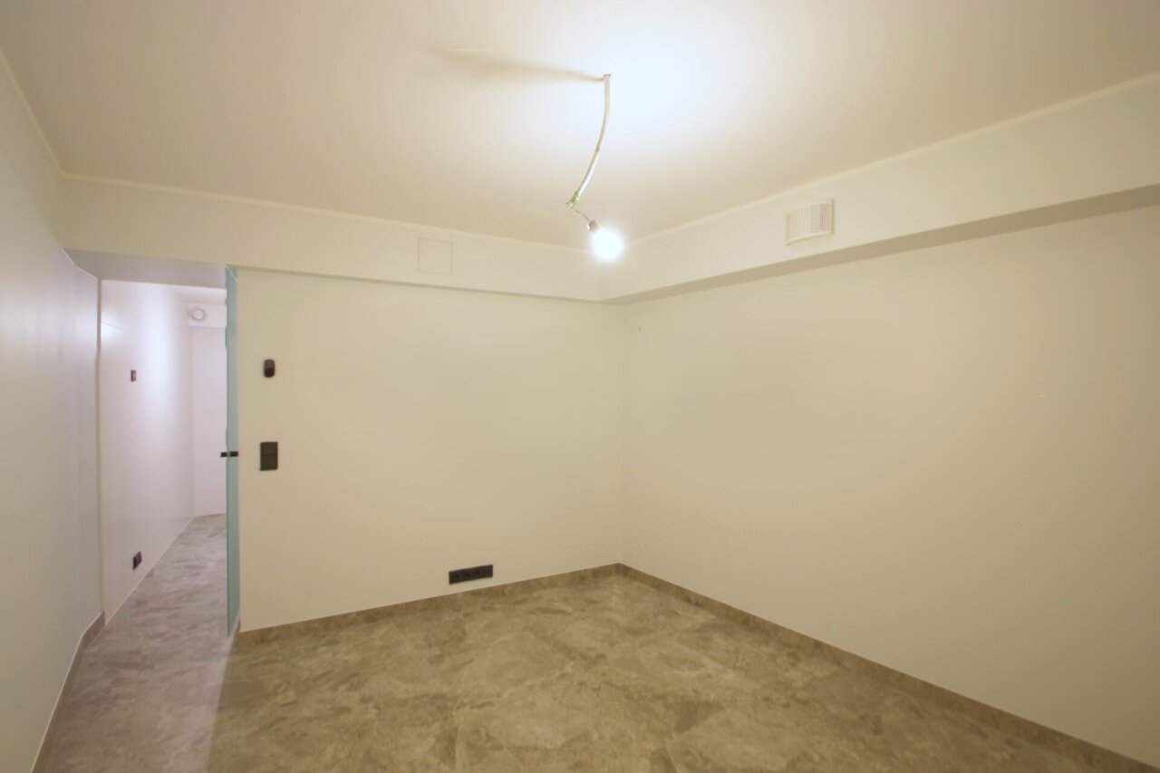 saunaga korter läbi kahe korruse