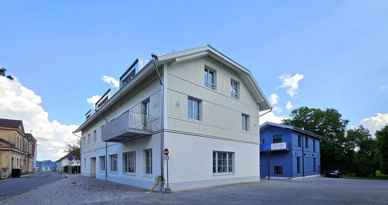 saunaga korter läbi kahe korruse