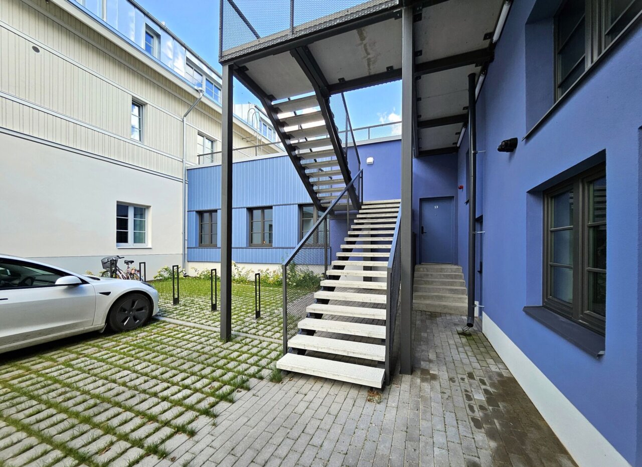 uus loftiga korter 1.korrusel