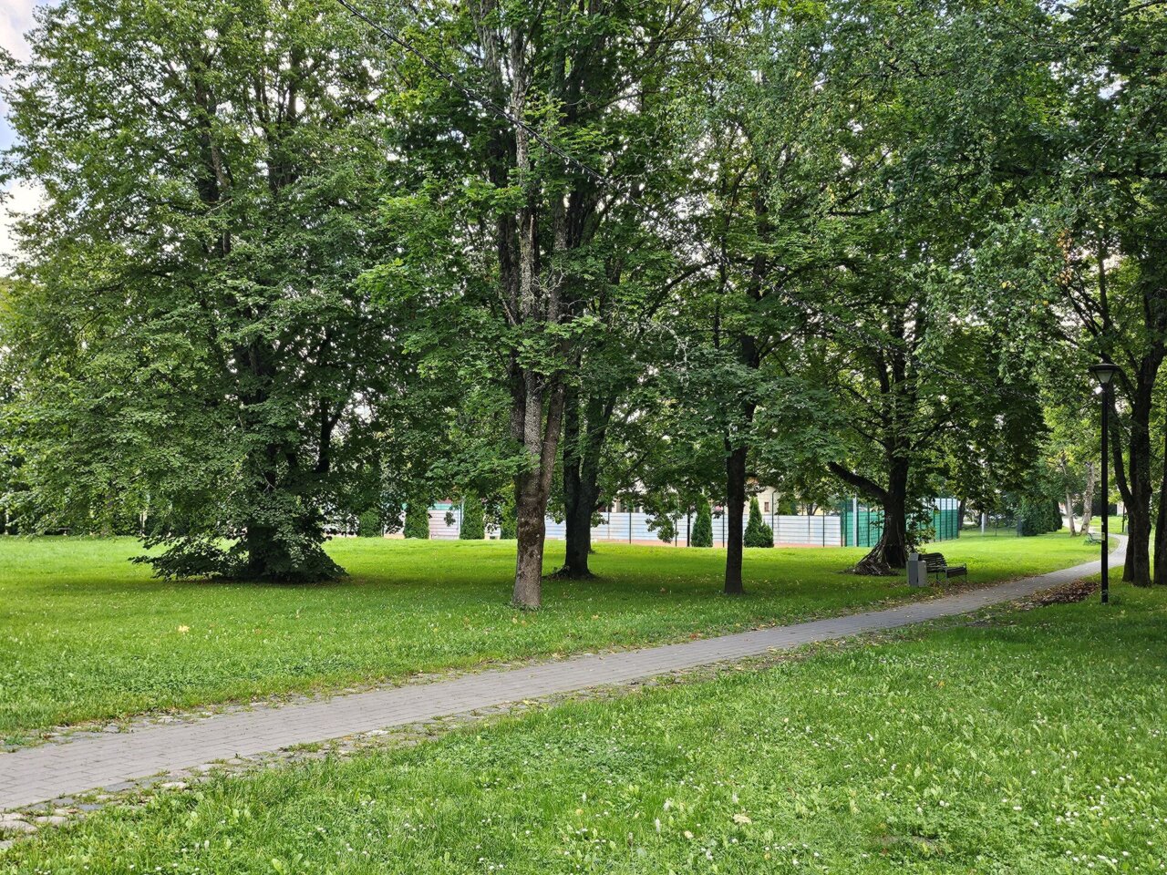 uus loftiga korter 1.korrusel