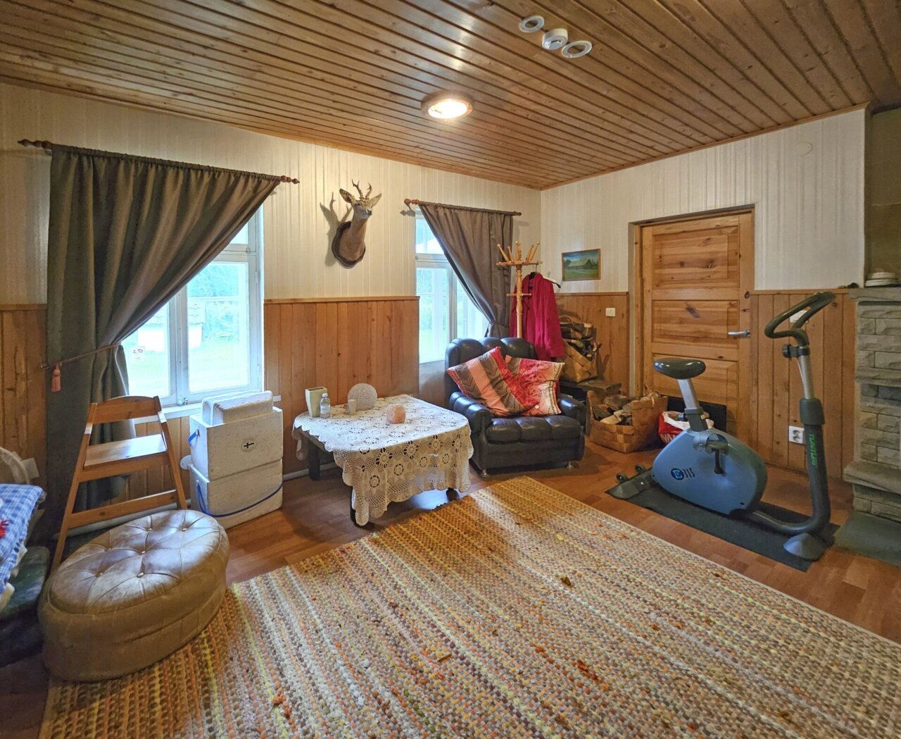 suvekoduks sobiv majapidamine linna lähedal