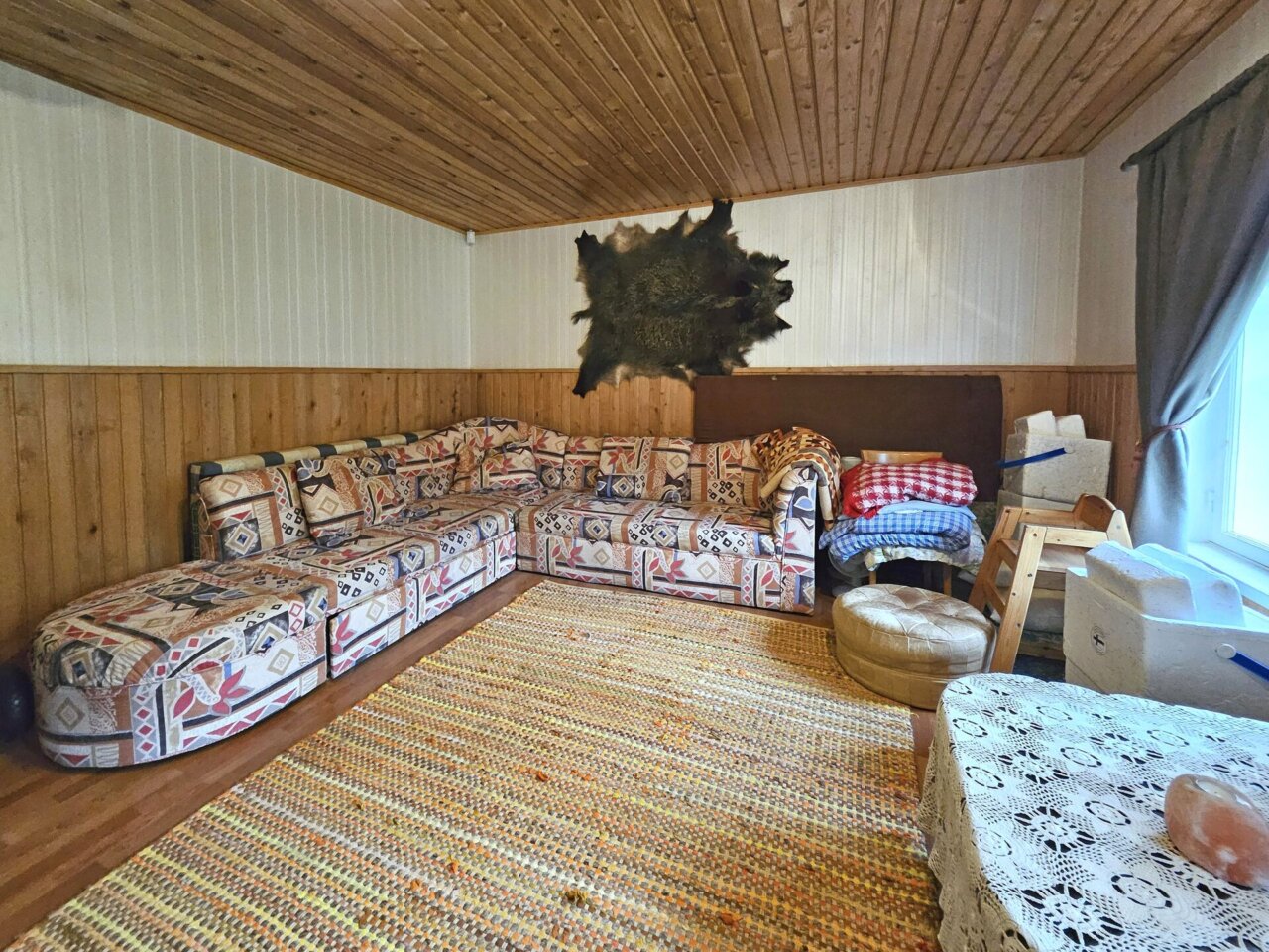 suvekoduks sobiv majapidamine linna lähedal